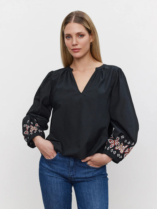 Velvet Paola Flower Embroidery Blouse